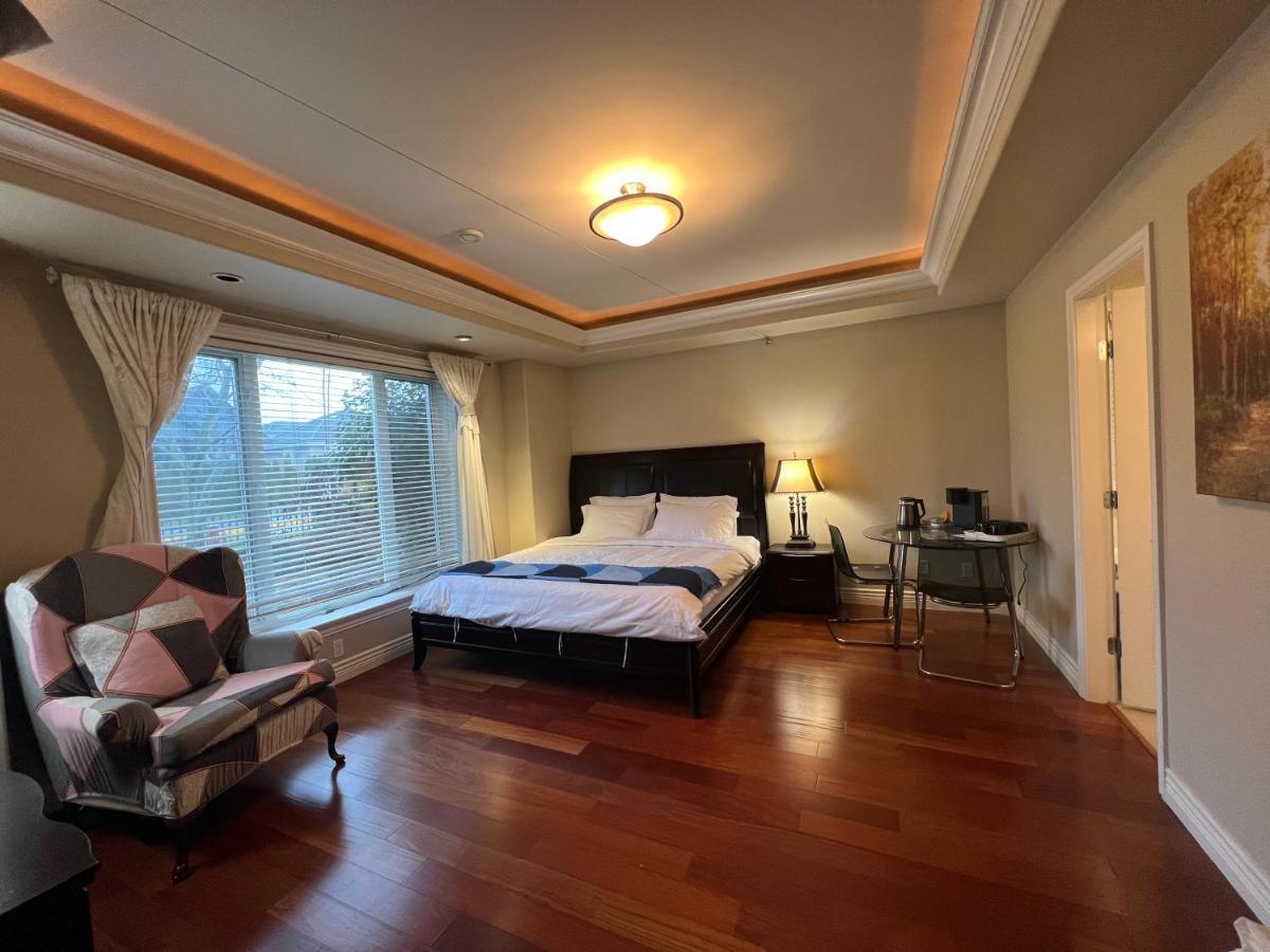 Lucky Suite, Two-Bedroom Suite With Independent Entrance In Richmond Close To Yvr 외부 사진